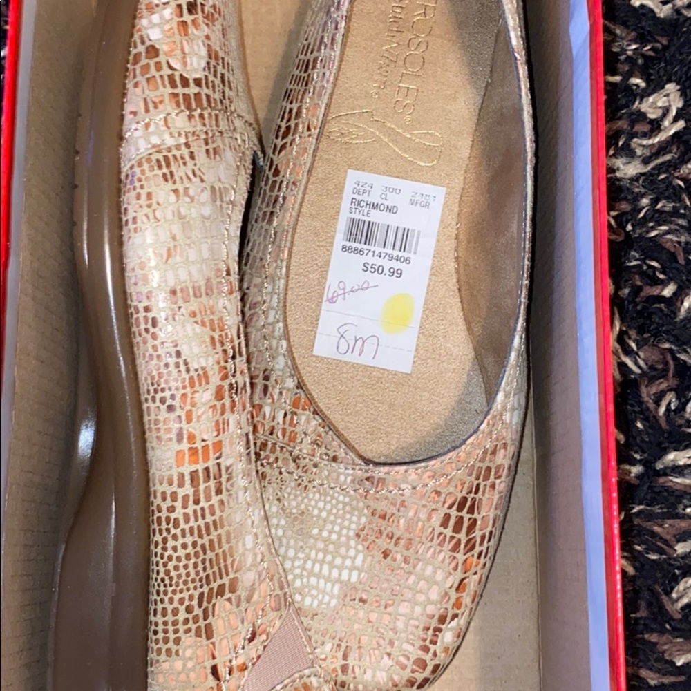 Aerosoles flats NWT!